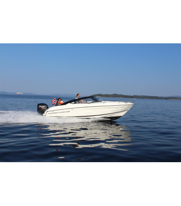 Kateris Parker 690 Bow rider